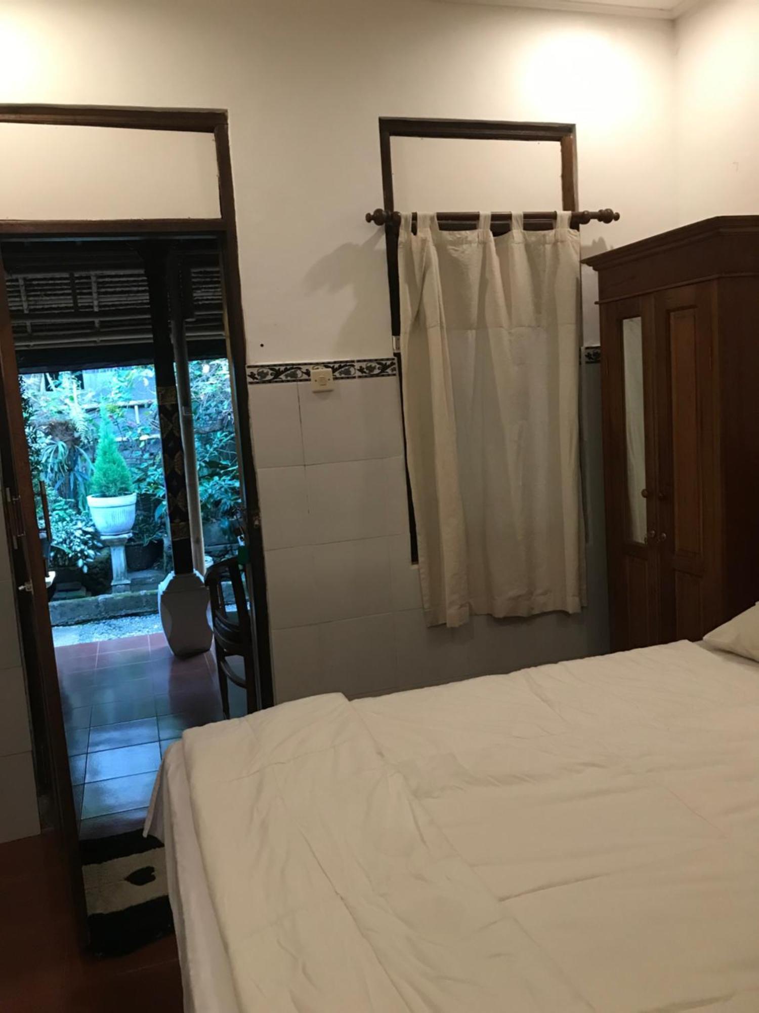 1Bd Guest House In Family Compound1, 15 Minute Walk To Yoga Barn Ubud  Luaran gambar